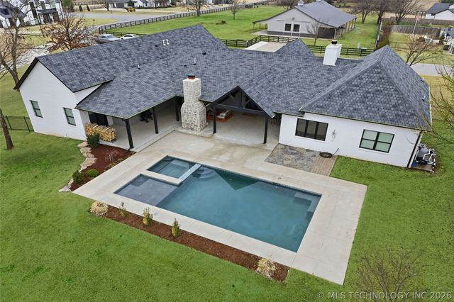 12937 S 28th Place, Bixby, OK 74008