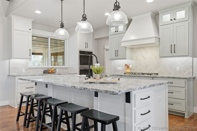 12937 S 28th Place, Bixby, OK 74008