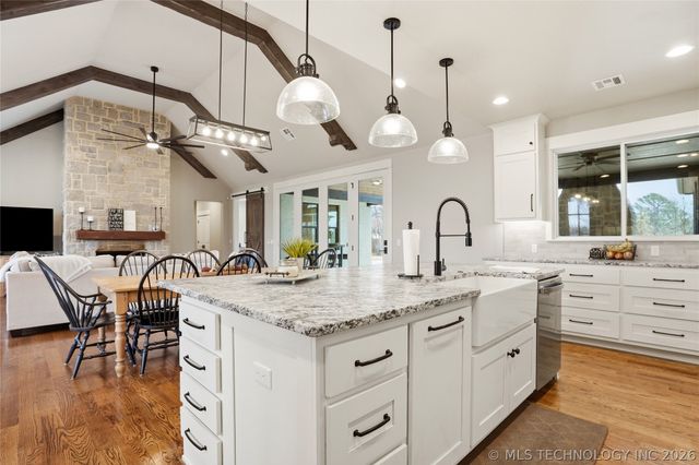 12937 S 28th Place, Bixby, OK 74008