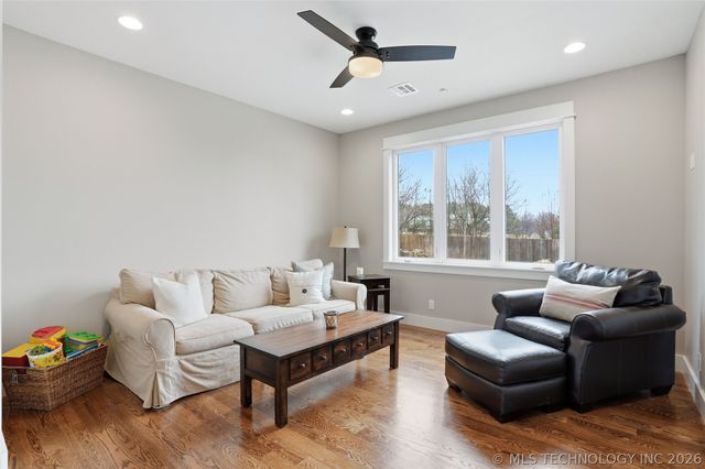 12937 S 28th Place, Bixby, OK 74008