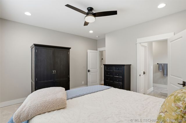 12937 S 28th Place, Bixby, OK 74008