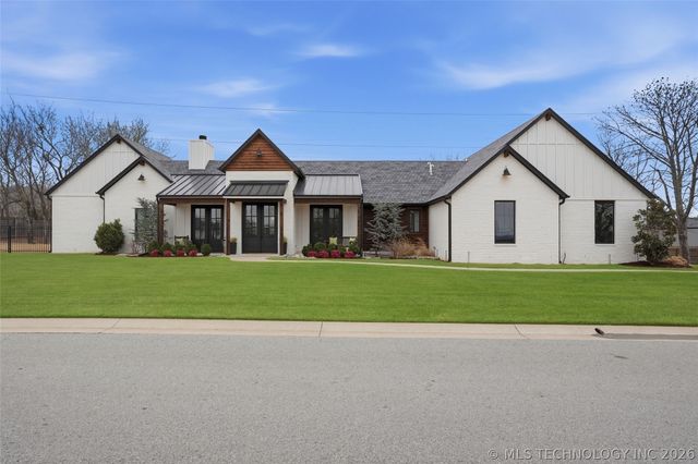 12937 S 28th Place, Bixby, OK 74008