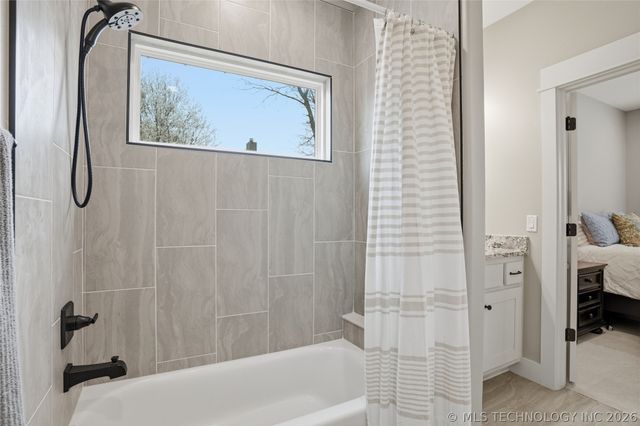 12937 S 28th Place, Bixby, OK 74008