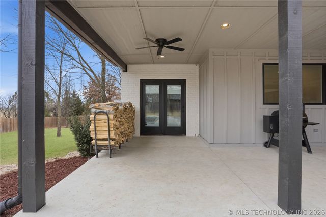 12937 S 28th Place, Bixby, OK 74008