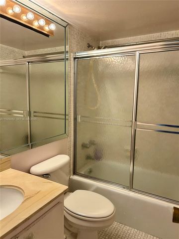 1950 S Ocean Dr 9L, Hallandale Beach, FL 33009