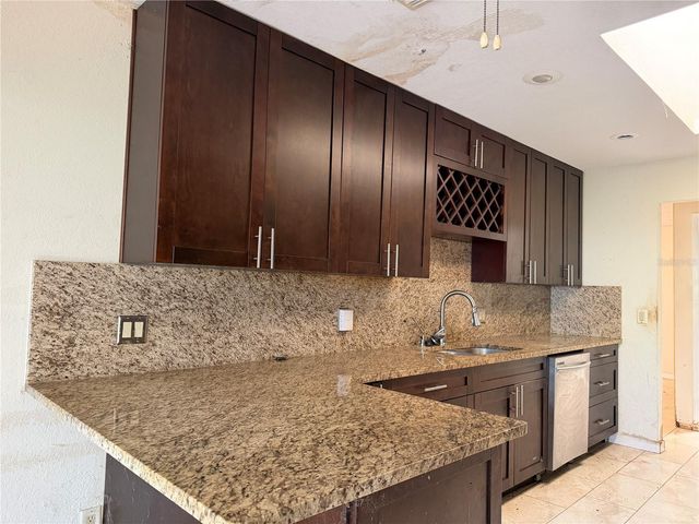 348 HAMPSHIRE AVENUE, Spring Hill, FL 34606