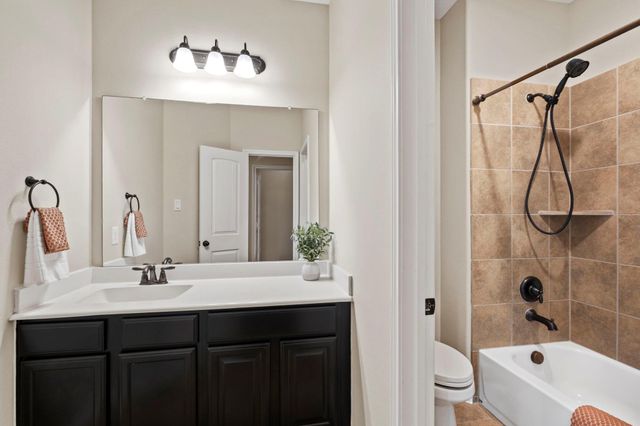 8015 Grove Sky Court, Richmond, TX 77407