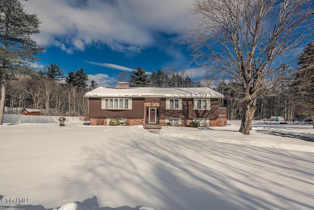 32 Albea Drive, Hagaman, NY 12010