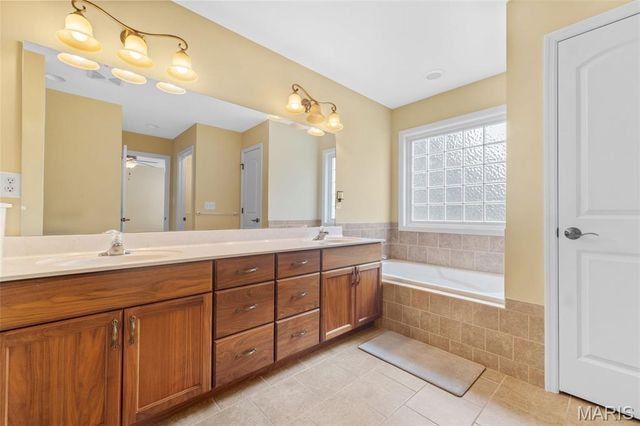 440 Raymond Drive, Florissant, MO 63031