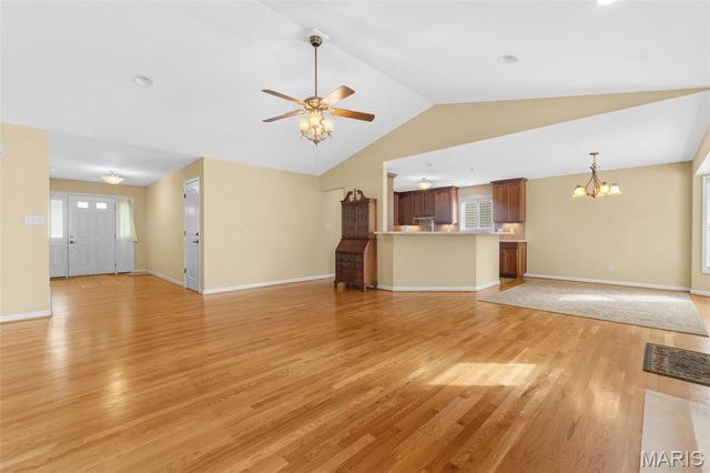 440 Raymond Drive, Florissant, MO 63031