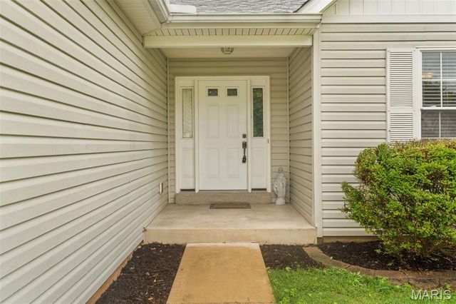 440 Raymond Drive, Florissant, MO 63031