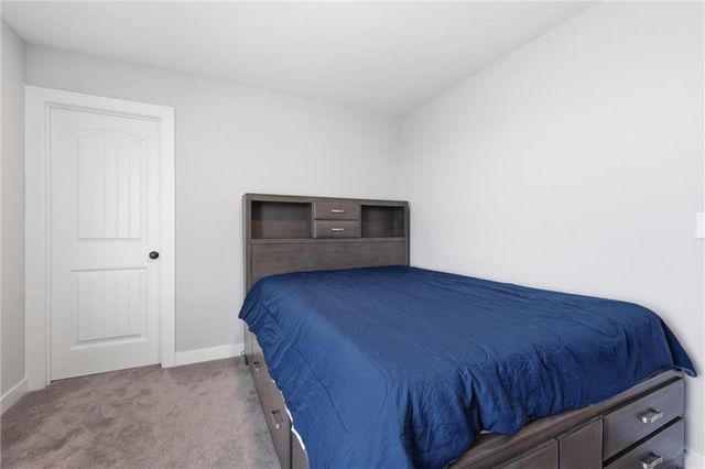 4417 SW Tanzanite Circle, Lee's Summit, MO 64082