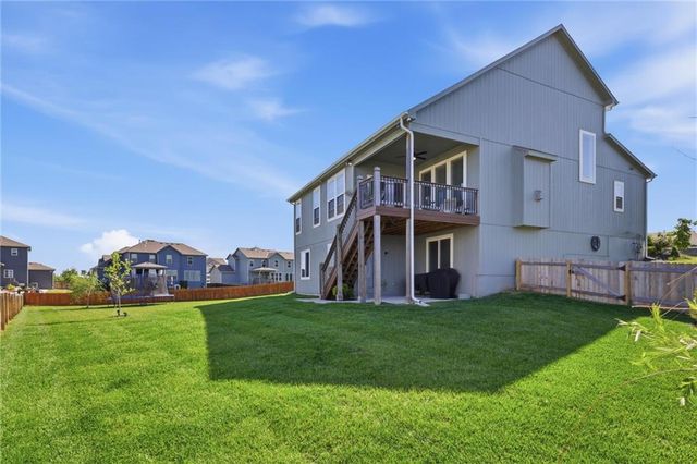 4417 SW Tanzanite Circle, Lee's Summit, MO 64082