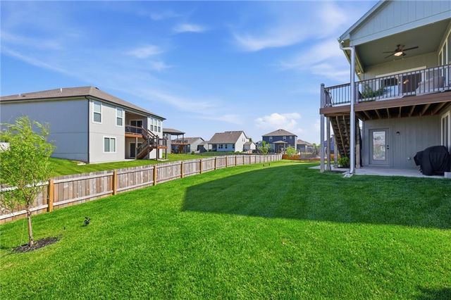 4417 SW Tanzanite Circle, Lee's Summit, MO 64082