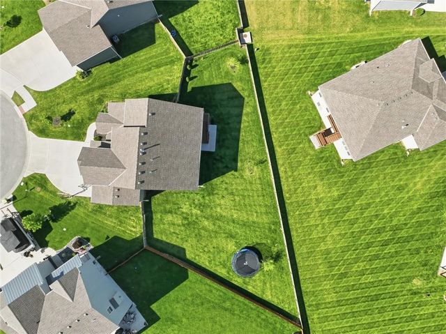 4417 SW Tanzanite Circle, Lee's Summit, MO 64082
