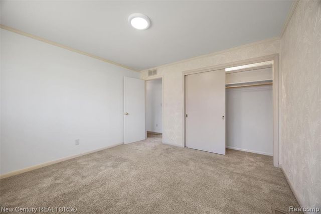 3108 Upton Drive, Troy, MI 48084