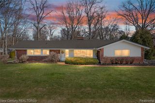 3108 Upton Drive, Troy, MI 48084