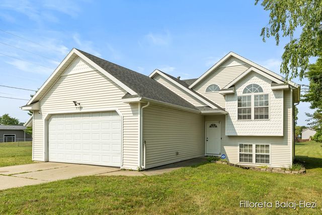 5589 Burlingame Avenue, Wyoming, MI 49509