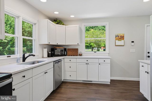 31673 W EDGE RD, Millington, MD 21651