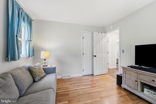 31673 W EDGE RD, Millington, MD 21651