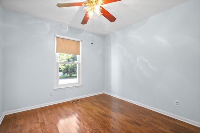 2305 Ermine Dr, Clarksville, TN 37043