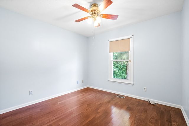 2305 Ermine Dr, Clarksville, TN 37043