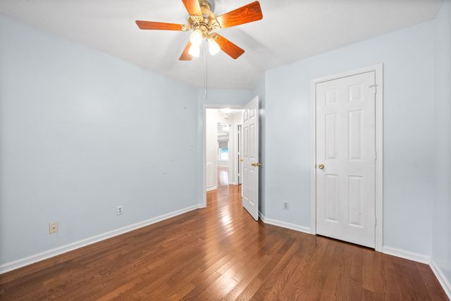 2305 Ermine Dr, Clarksville, TN 37043