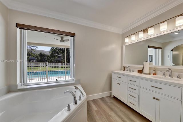 3560 NW 99th Ave, Coral Springs, FL 33065