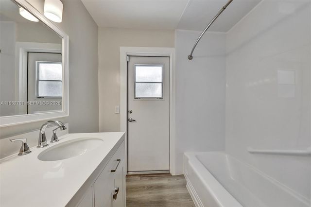 3560 NW 99th Ave, Coral Springs, FL 33065