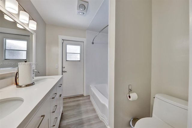 3560 NW 99th Ave, Coral Springs, FL 33065