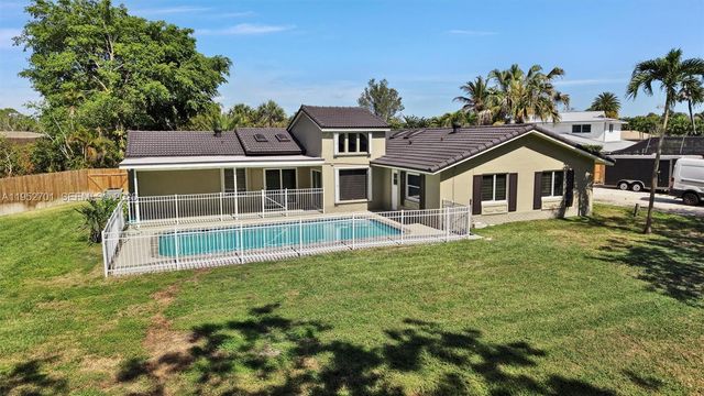 3560 NW 99th Ave, Coral Springs, FL 33065