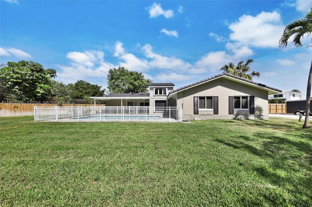 3560 NW 99th Ave, Coral Springs, FL 33065