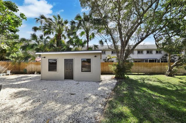 3560 NW 99th Ave, Coral Springs, FL 33065