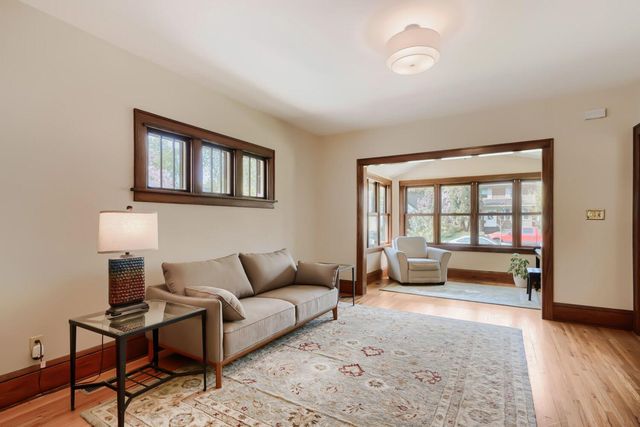1236 Ashland Avenue, Saint Paul, MN 55104
