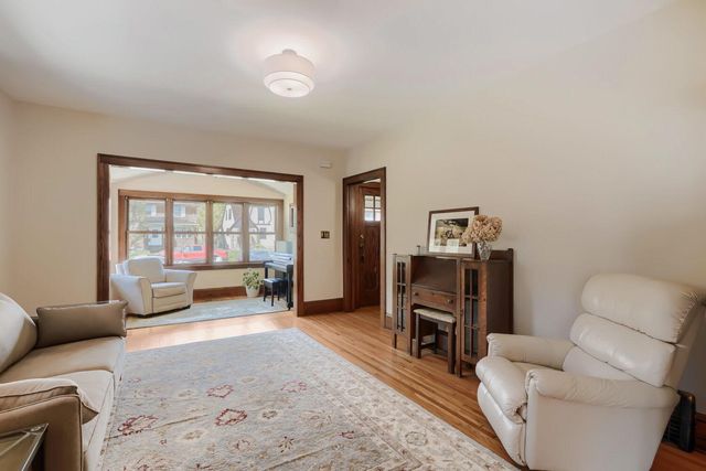 1236 Ashland Avenue, Saint Paul, MN 55104