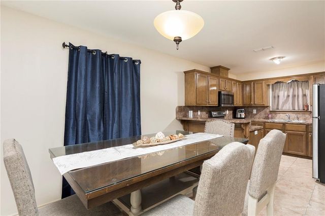 2707 E Saturday Street, Edinburg, TX 78542