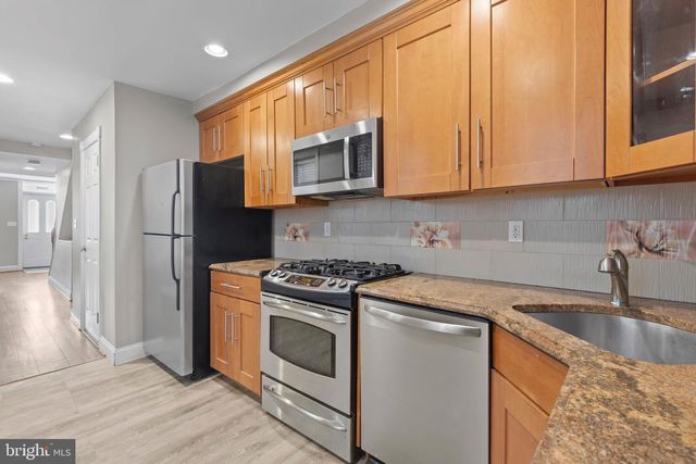 2428 FLEET ST, Baltimore, MD 21224