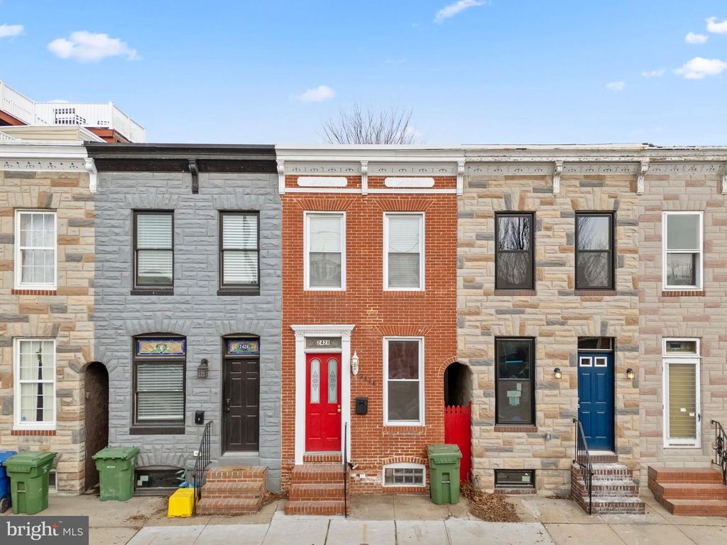 Image 1 of property listing at 2428 FLEET ST, Baltimore, MD 21224