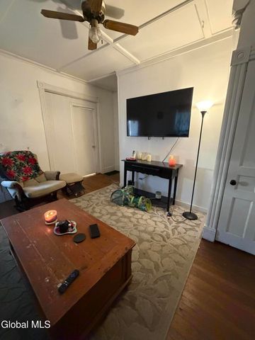 17 Dix Avenue, Glens Falls, NY 12801