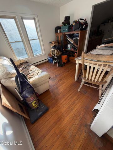 17 Dix Avenue, Glens Falls, NY 12801