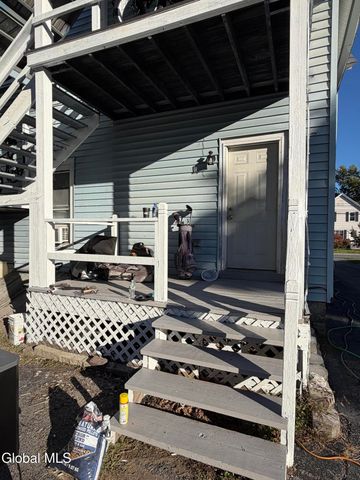 17 Dix Avenue, Glens Falls, NY 12801