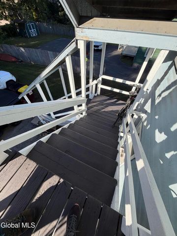 17 Dix Avenue, Glens Falls, NY 12801