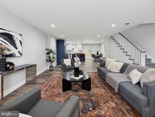 5771 KEMBLE AVE, Philadelphia, PA 19141
