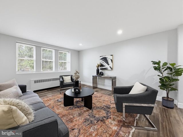5771 KEMBLE AVE, Philadelphia, PA 19141