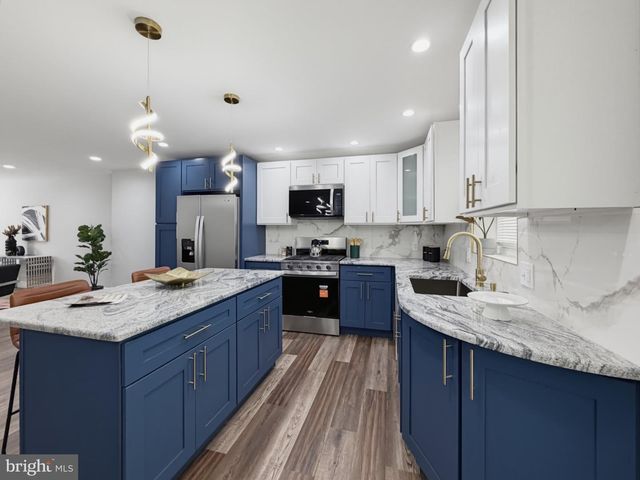 5771 KEMBLE AVE, Philadelphia, PA 19141