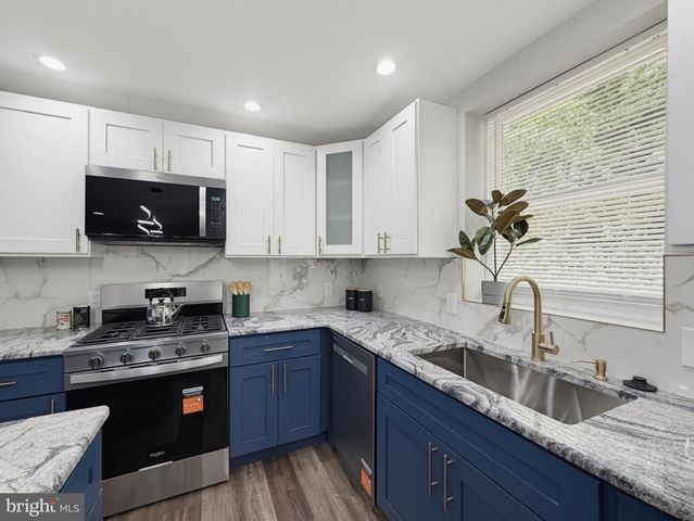 5771 KEMBLE AVE, Philadelphia, PA 19141