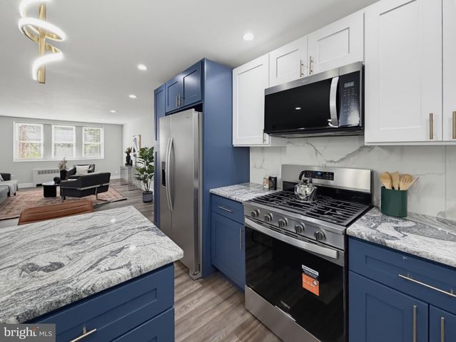 5771 KEMBLE AVE, Philadelphia, PA 19141