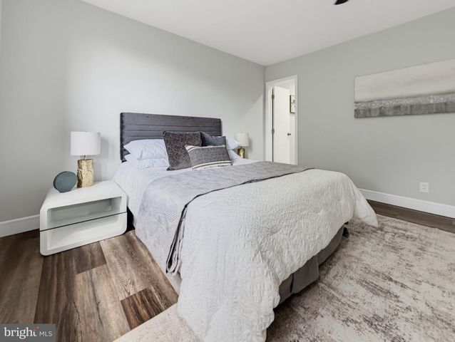 5771 KEMBLE AVE, Philadelphia, PA 19141