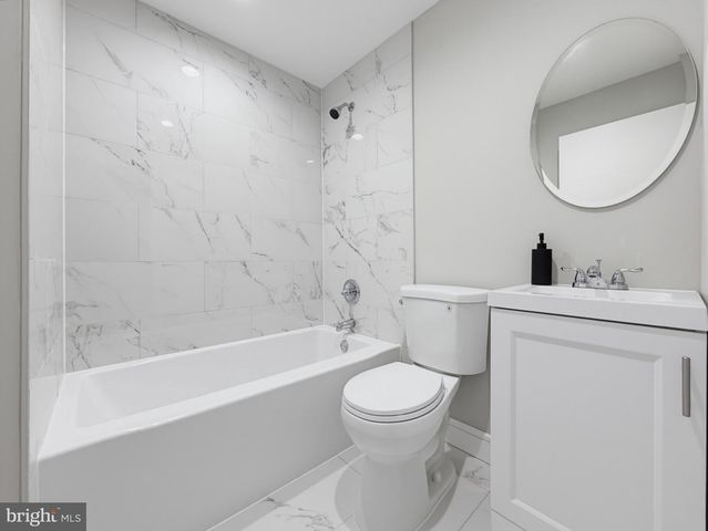 5771 KEMBLE AVE, Philadelphia, PA 19141