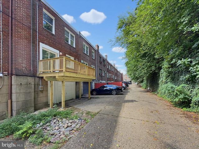 5771 KEMBLE AVE, Philadelphia, PA 19141